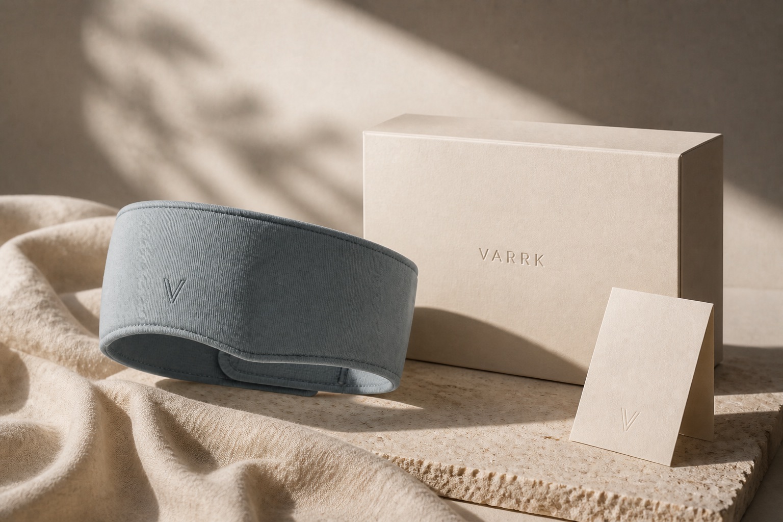 VARRK Ro med sin varma elfenbensvita förpackning